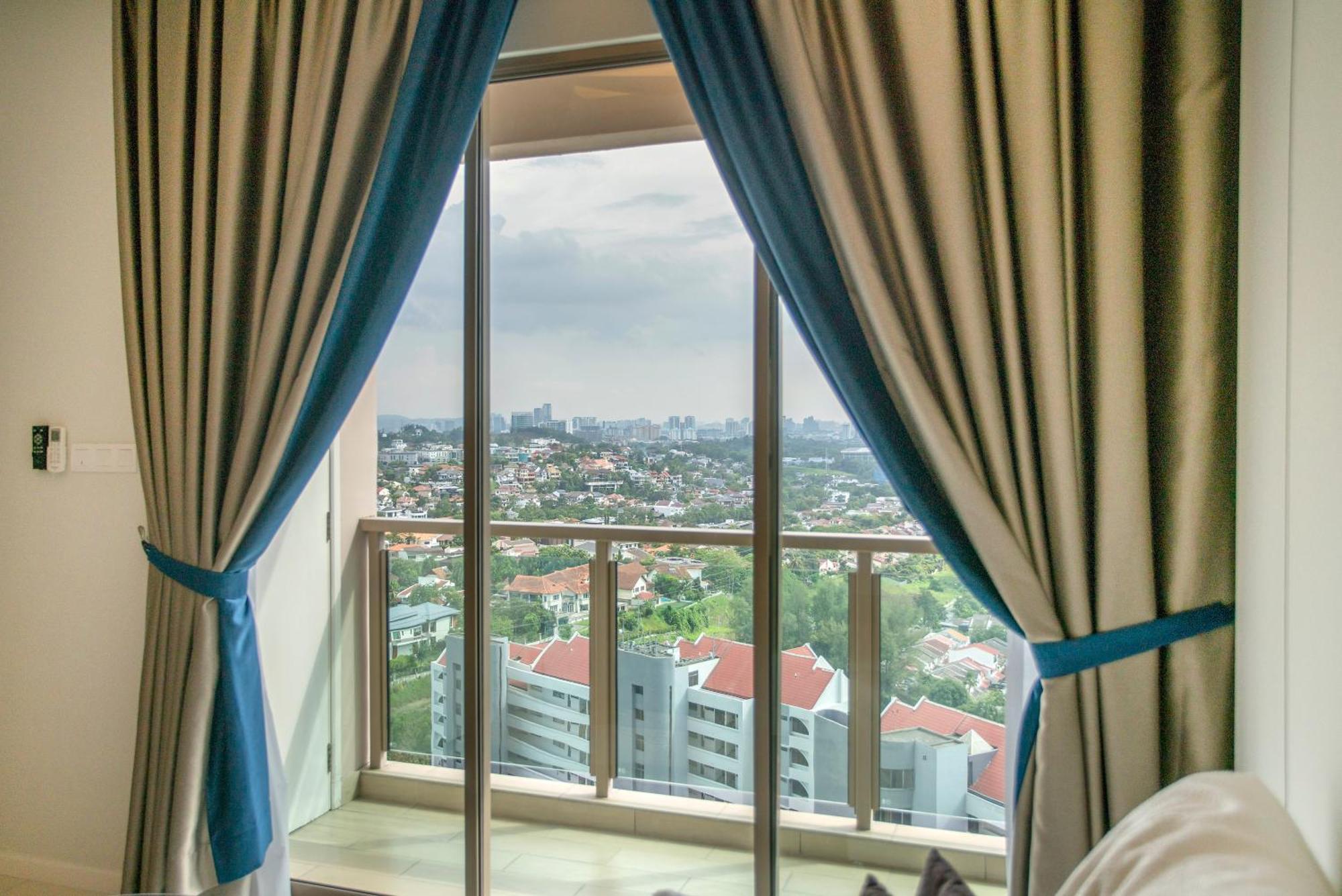 Dorsett Residences Sri Hartamas, Mont Kiara * Kuala Lumpur
